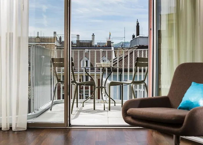 Comfortable 1br Flat At Great Location - Baron 44 *