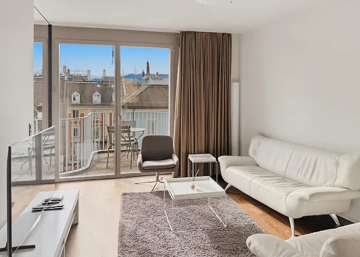 Comfortable 1br Flat At Great Location - Baron 44 *