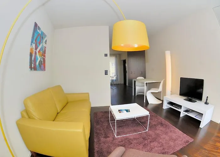 Comfortable 1br Flat At Great Location - Baron 44 * زيورخ